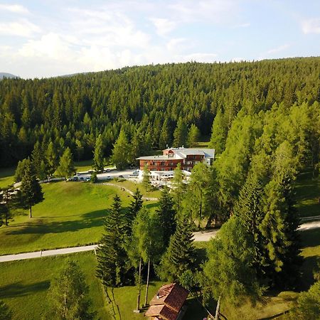 Il Falchetto Sarnonico Esterno foto